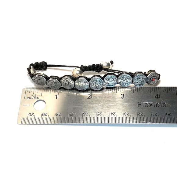 Tibetan White Metal Om Mane Mantra Bracelet - Picture 4 of 4
